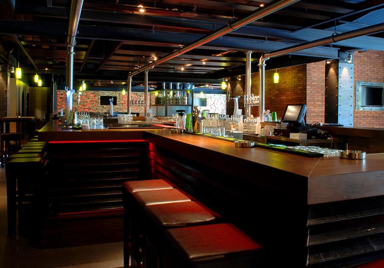 Dubai Marine Beach Resort & Spa Esterno foto Interior of a restaurant in Seoul, South Korea